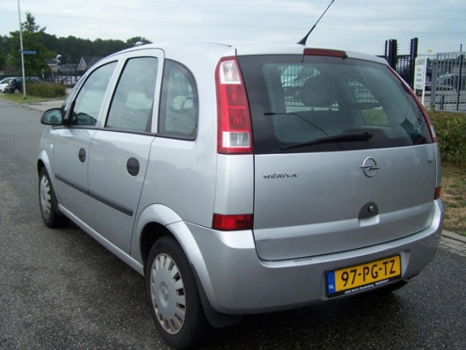 Opel Meriva - 1.6-16V Essentia - 1