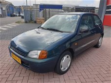 Toyota Starlet - 1.3-16V Boekjes en NAP