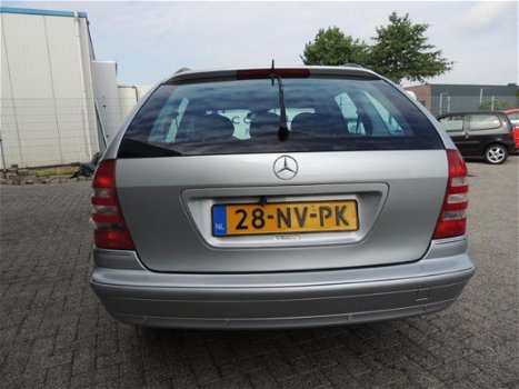 Mercedes-Benz C-klasse Combi - 200 K. Avantgarde Automaat - 1