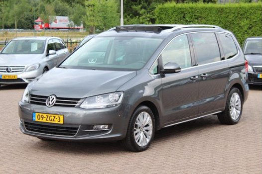 Volkswagen Sharan - 1.4 TSI Highline 7p. / 1e Eigenaar / Zeer Compleet - 1