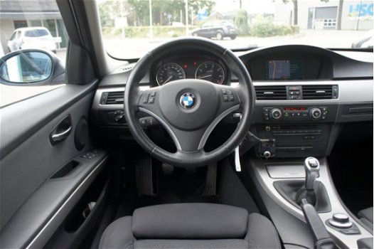 BMW 3-serie Touring - 318i, NAVI, XENON, SPORTSTOELEN, DEALER ONDERHOUDEN - 1