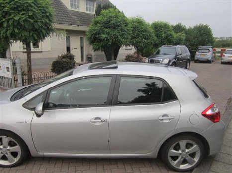 Toyota Auris - 1.8 Full Hybrid Dynamic Business - 1