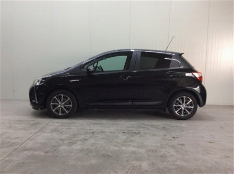 Toyota Yaris - 1.5 Hybrid Y20 Bi-tone - 1