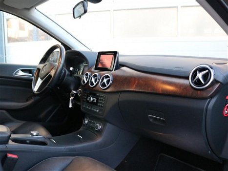Mercedes-Benz B-klasse - Sports Tourer B 180 Automaat | Stoelverwarming | Navigatie - 1