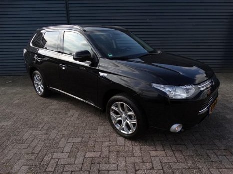 Mitsubishi Outlander - 2.0 PHEV Instyle ex BTW - 1