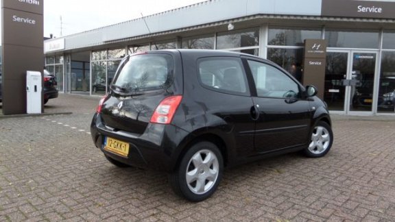 Renault Twingo - 1.2-16V Dynamique - 1