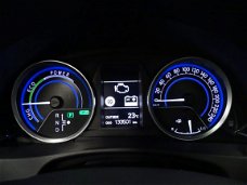Toyota Auris - TS 1.8 Hybrid Lease Edition | Panoramadak | Navigatie | PDC | Stoelverwarming