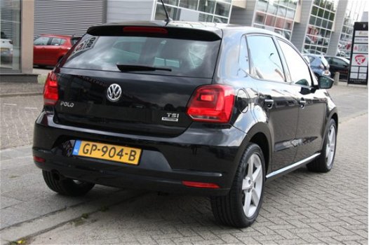 Volkswagen Polo - 1.2 TSI Highline 5drs clima/ PDC voor+achter - 1