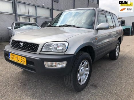 Toyota FunCruiser RAV4 - 2.0i Wagon * 4X4 / 5 DEURS / NAP - 1