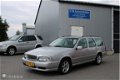 Volvo V70 - 2.5, automaat, werkende airco - 1 - Thumbnail