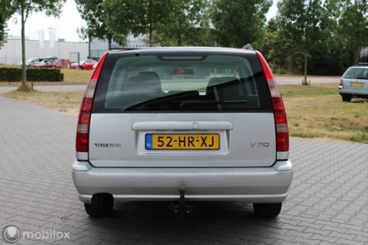 Volvo V70 - 2.5, automaat, werkende airco - 1