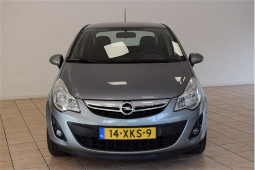 Opel Corsa - 1.2-16V Anniversary Airco/5-deuren/Boekjes/Benzine 1e eigenaar - 1