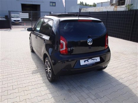 Volkswagen Up! - 1.0 groove up BlueMotion - 1