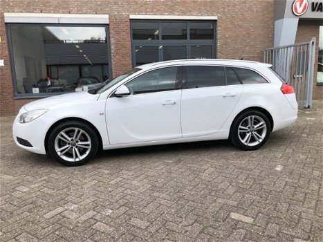 Opel Insignia Sports Tourer - 1.6 Turbo 180Pk Edition, Navi, 18'', Pdc, Ecc, Prijs Incl. Nwe APK - 1