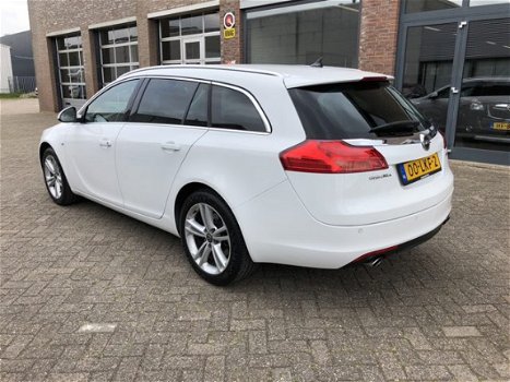 Opel Insignia Sports Tourer - 1.6 Turbo 180Pk Edition, Navi, 18'', Pdc, Ecc, Prijs Incl. Nwe APK - 1