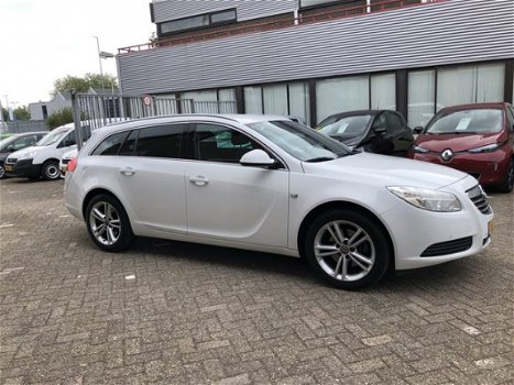 Opel Insignia Sports Tourer - 1.6 Turbo 180Pk Edition, Navi, 18'', Pdc, Ecc, Prijs Incl. Nwe APK - 1