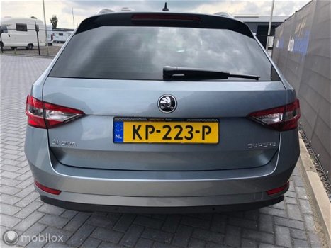 Skoda Superb - TDI Ambition Gr. navi, pdc, Xenon 10 3dkm Bj 2016 - 1