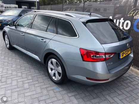 Skoda Superb - TDI Ambition Gr. navi, pdc, Xenon 10 3dkm Bj 2016 - 1