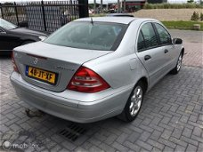 Mercedes-Benz C-klasse - 180 K. Amice