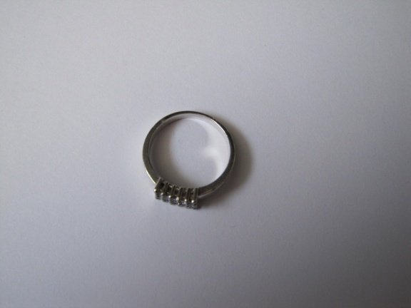 Zilveren ring maat 18.3 met 15 zirkonia's - Afbeelding 6