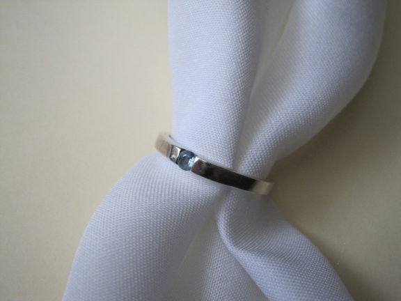 Zilveren ring maat 18.3 met blauw glas/zirkonia steentje - nr. 1