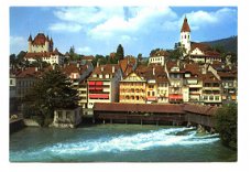 A172 Thun Water met Brug Schloss und Kirche Zwitserland