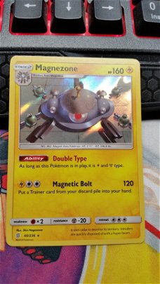 Magnezone  60/236 Holo SM Unified Minds