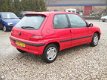 Peugeot 106 - - 1.1 Accent Select 2 nieuwe banden Apk 21-03-2020 - 1 - Thumbnail