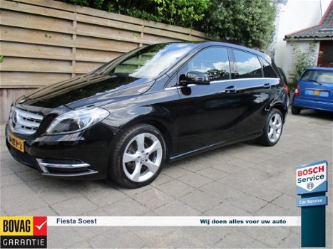 Mercedes-Benz B-klasse - 180 Ambition Leer/Navi/Xenon NL Auto - 1