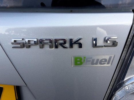 Chevrolet Spark - 1.0 16V LS Bi-Fuel AIRCO DEALER ONDERHOUDEN - 1