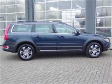 Volvo XC70 - 2.0 Limited Edition Automaat 163pk Navigatie/PDC