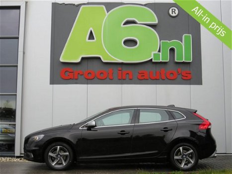 Volvo V40 - 2.0 D2 R-Design Business Panoramadak Stoelverw Navi Clima PDC Bluetooth Cruise - 1