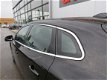 Volvo V40 - 2.0 D2 R-Design Business Panoramadak Stoelverw Navi Clima PDC Bluetooth Cruise - 1 - Thumbnail