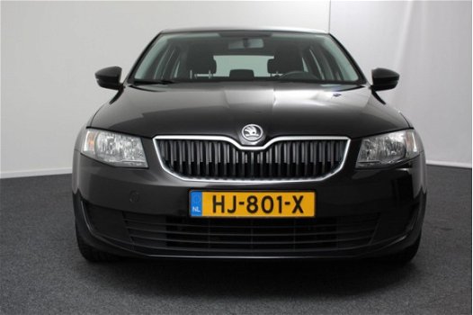 Skoda Octavia Combi - 1.2 TSi 77 kW Greentech Active (Navi/BlueToo th) - 1