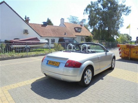 Audi TT Roadster - 1.8 T 132KW - 1