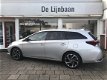 Toyota Auris - 1.8 Hybrid Dynamic - 1 - Thumbnail