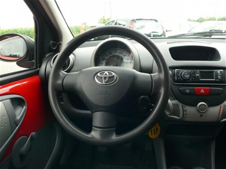 Toyota Aygo - 1.0-12V Sport 5Deurs Nieuwe Apk - 1