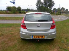 Hyundai i30 - 1.6I CVVT DYNAMICVERSION