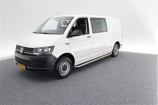 Volkswagen Transporter - 2.0 TDI L2H1 102 PK DC Trendline AC / Bank / Trekhaak / Sidebars / Comfort - 1