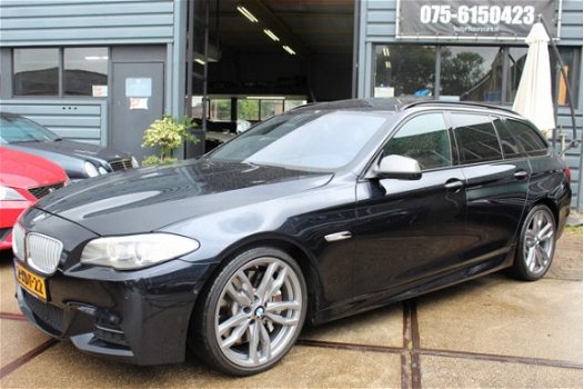 BMW 5-serie Touring - M550xd Head-Up/Pano/360-Camera/Softclose/Keyless/Memory/381Pk - 1