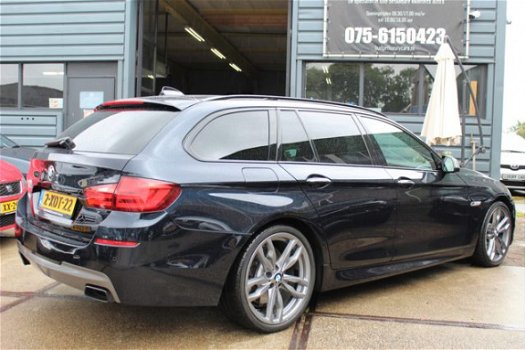 BMW 5-serie Touring - M550xd Head-Up/Pano/360-Camera/Softclose/Keyless/Memory/381Pk - 1