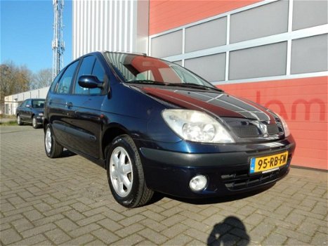 Renault Scénic - 1.6-16V RXE trekhaak /leder / lmv nieuwe apk - 1