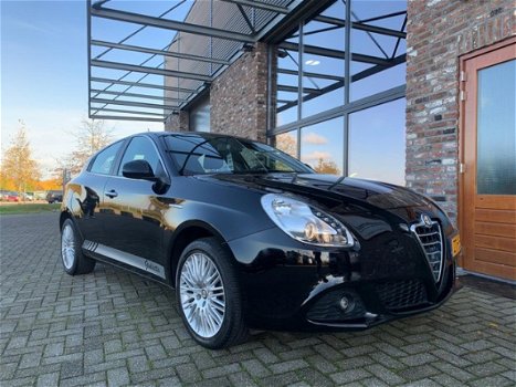 Alfa Romeo Giulietta - 1.4 T Distinctive - 1