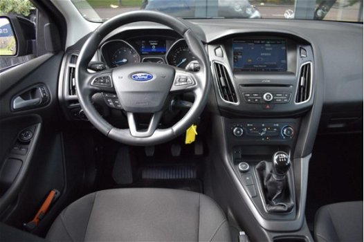Ford Focus Wagon - 1.0 Ecoboost Technology Pack [ NAVIGATIE CRUISE CONTROLE PARKEERSENSOREN ] - 1