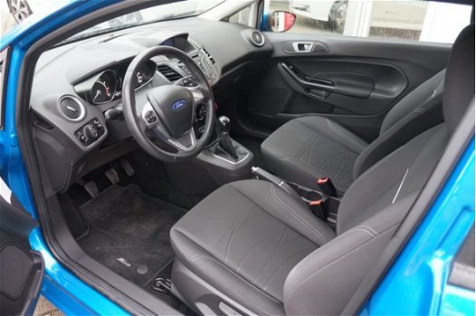 Ford Fiesta - 1.0 Style NAVIGATIE / AIRCONDITIONING / ELEKTRISCHE SPIEGELS / - 1