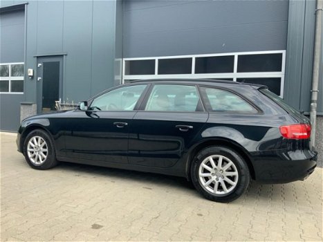 Audi A4 Avant - 2.0 TDI Pro Line Business Nw model Navi - 1