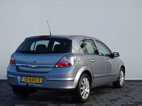 Opel Astra - 1.6 Temptation 5-drs. Trekhaak Airco Cruise Control - 1