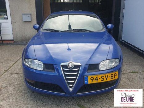 Alfa Romeo GT - 2.0 JTS 16V Progression Leer Clima - 1