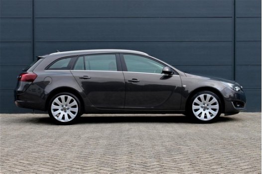 Opel Insignia Sports Tourer - 1.4 T EcoFLEX Business+ Sport (NIEUWSTAAT, DEALER ONDERHOUDEN, SPORTST - 1