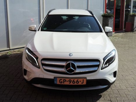 Mercedes-Benz GLA-Klasse - 200 CDI Aut7 Prestige (leer, navi, xenon, pdc v+a) - 1